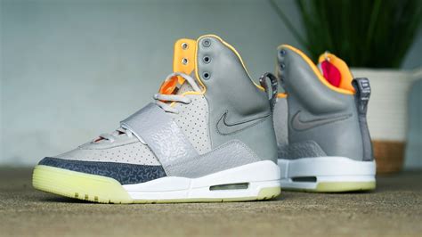 cheap fake nike air yeezy|nike air yeezy 1 grammy.